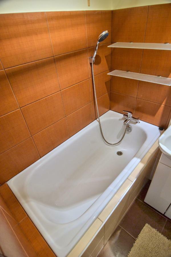 Sloneczny Apartament Grzybowska 华沙 外观 照片